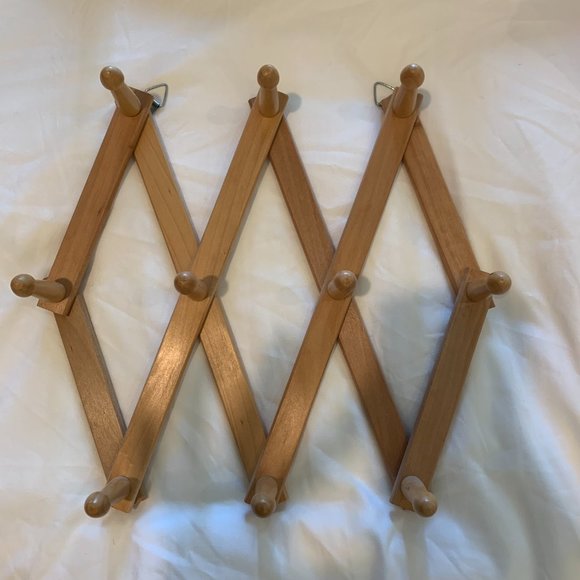 Wooden Accordion Rack with 10 Pegs - Picture 5 of 6
